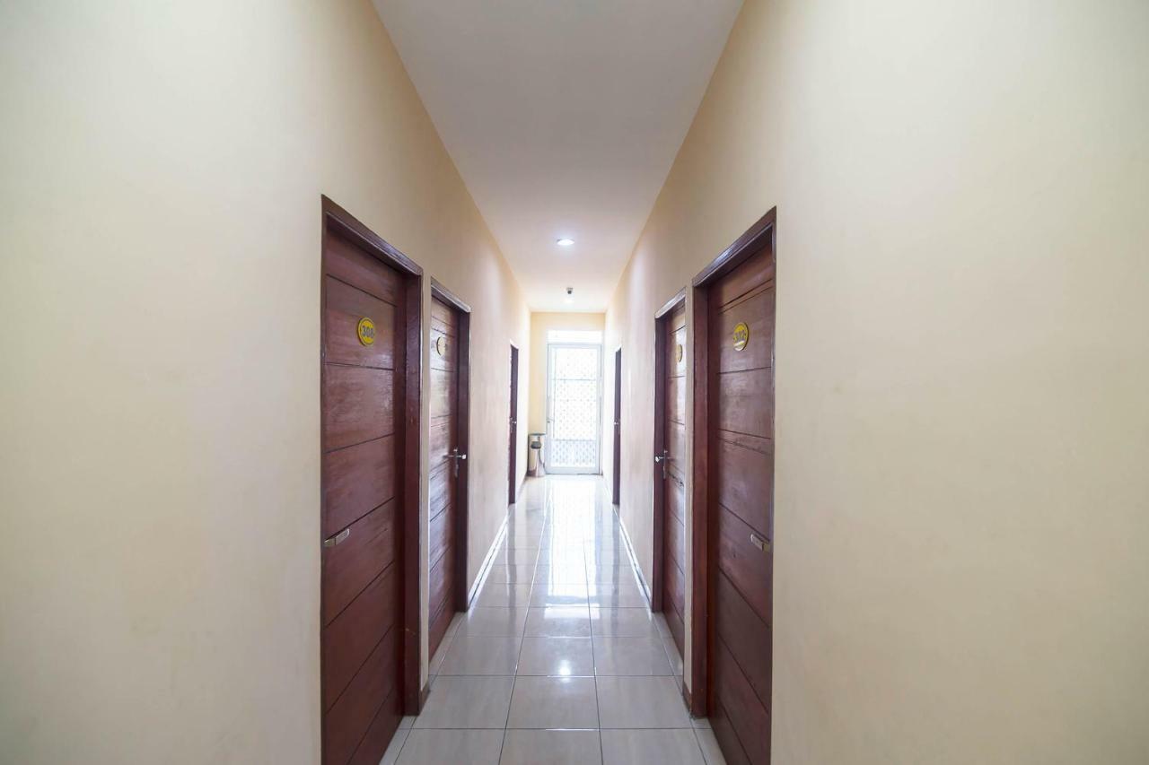 Sentosa Guest House Понтианак Экстерьер фото